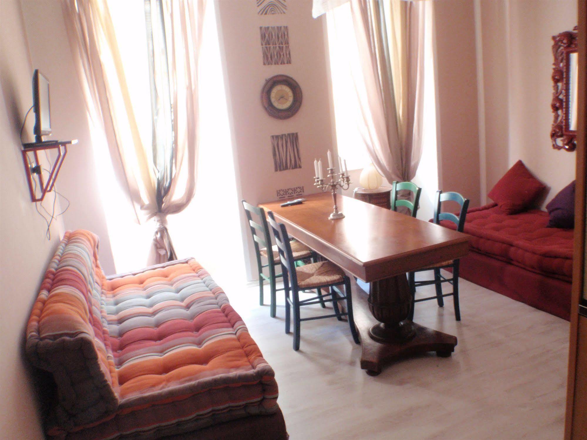 Residence Teatro Rossetti * Triest
