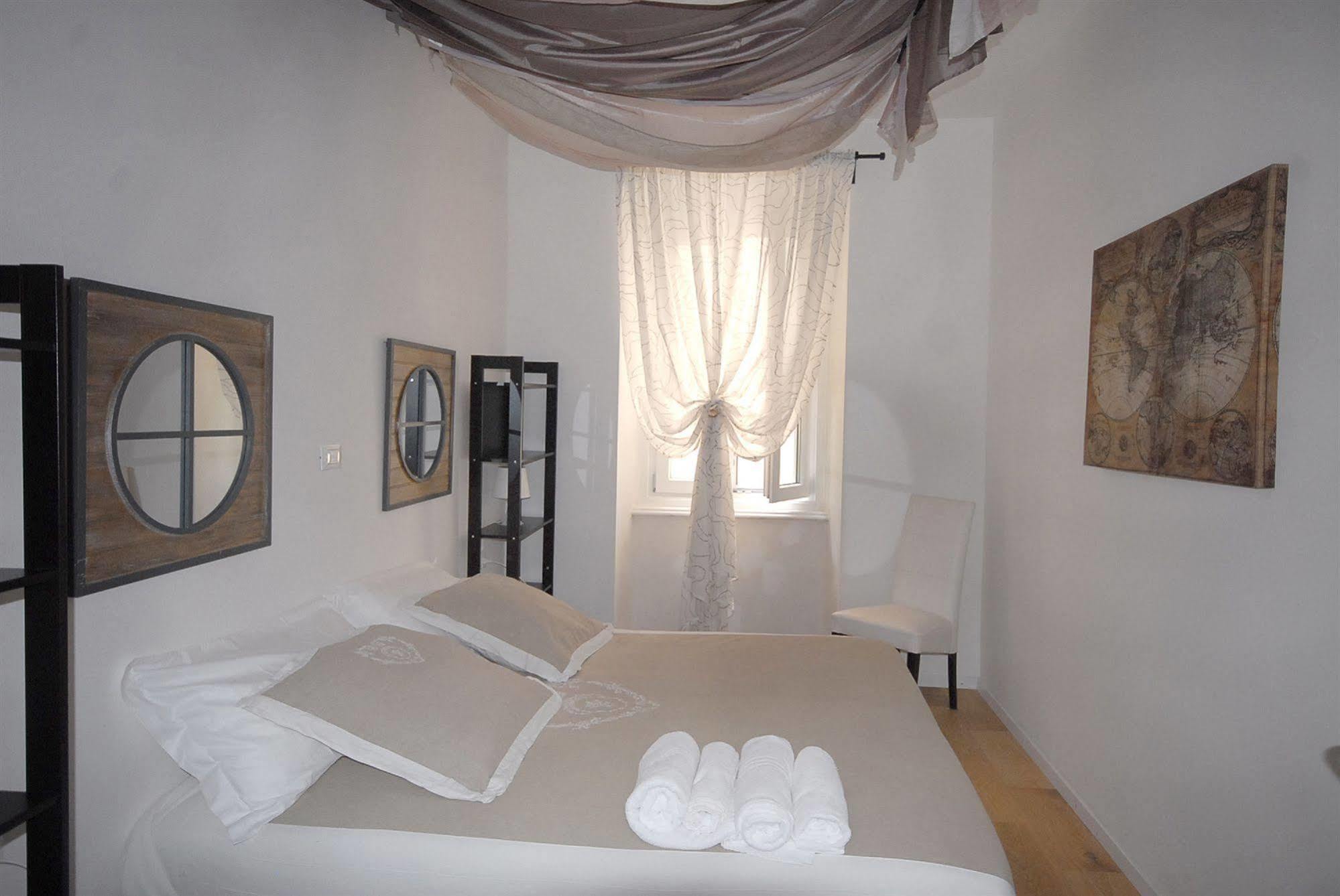 Residence Teatro Rossetti Triest
